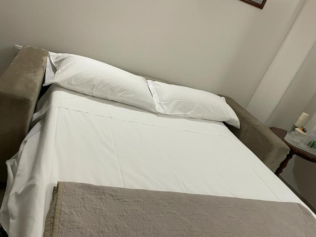 Pietra Bianca Appartment Bari Bagian luar foto