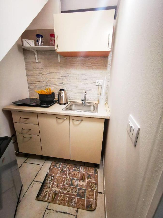 Pietra Bianca Appartment Bari Bagian luar foto