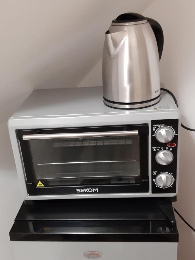 Pietra Bianca Appartment Bari Bagian luar foto