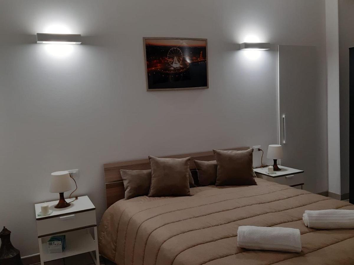 Pietra Bianca Appartment Bari Bagian luar foto