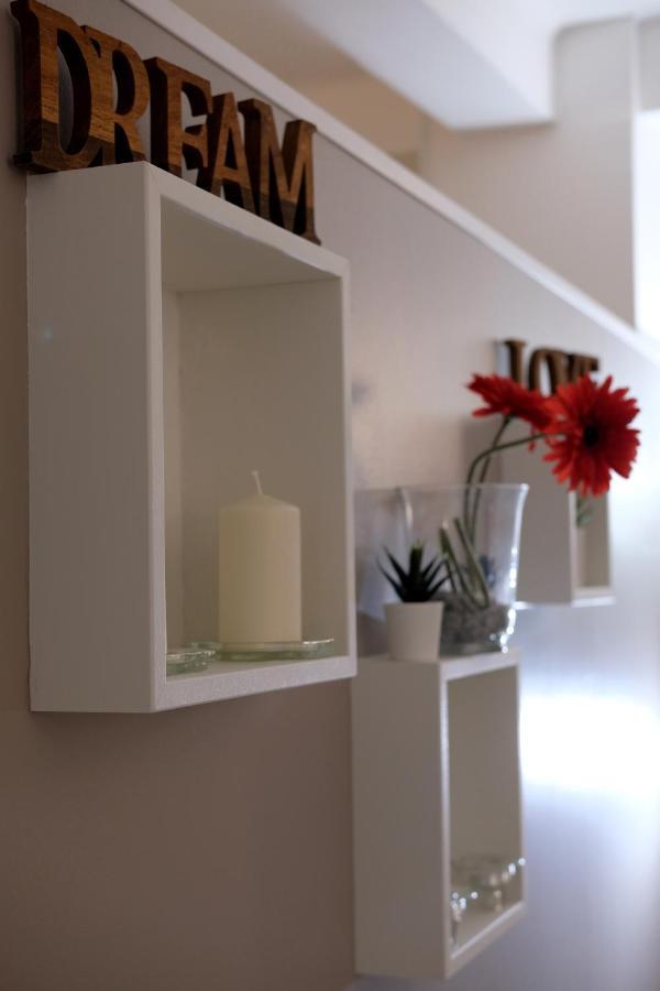 Pietra Bianca Appartment Bari Bagian luar foto