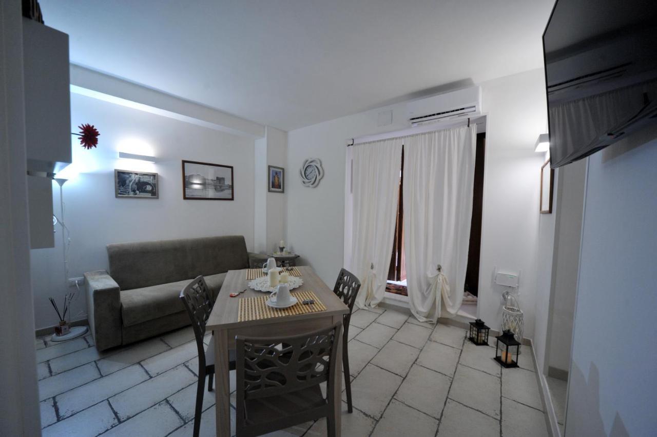Pietra Bianca Appartment Bari Bagian luar foto