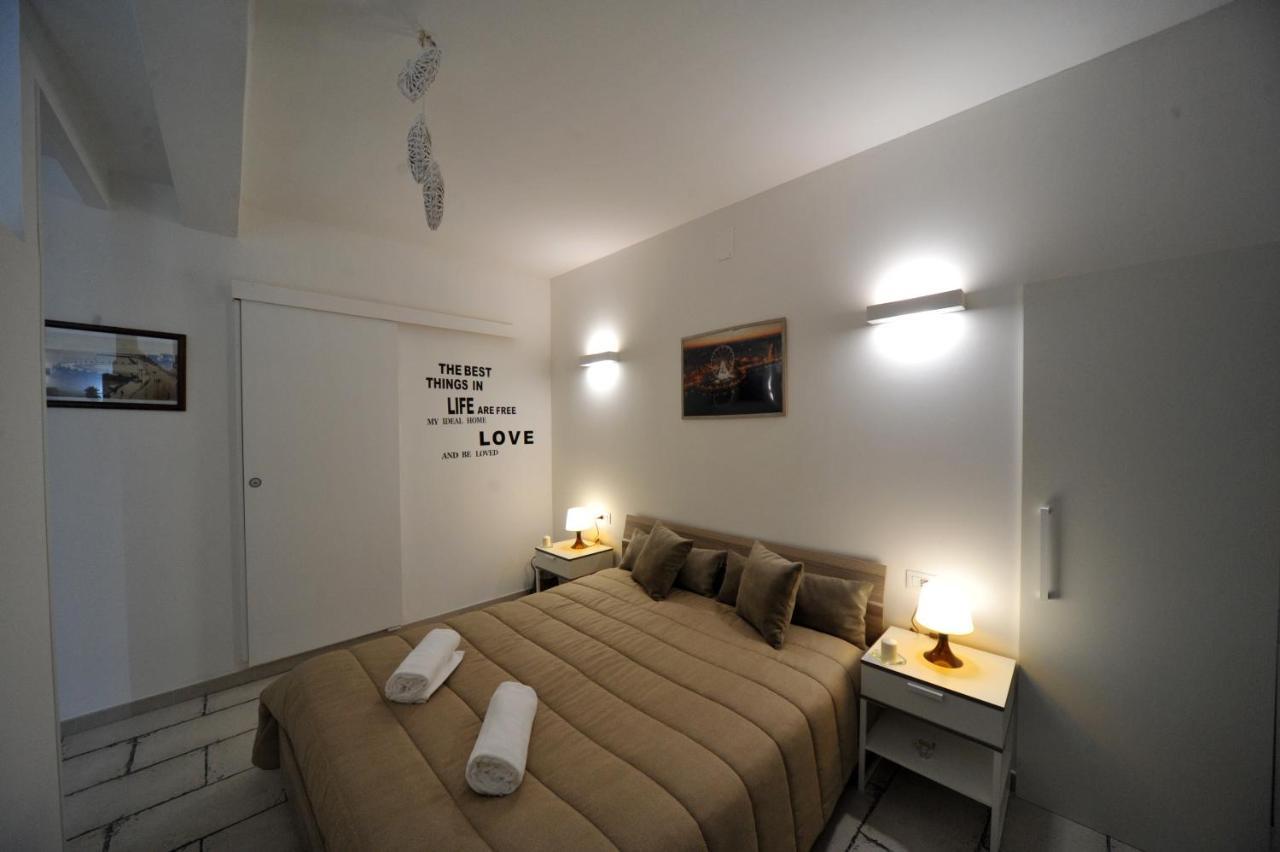 Pietra Bianca Appartment Bari Bagian luar foto